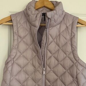 Athleta Quilted Vest in Soft Mauve